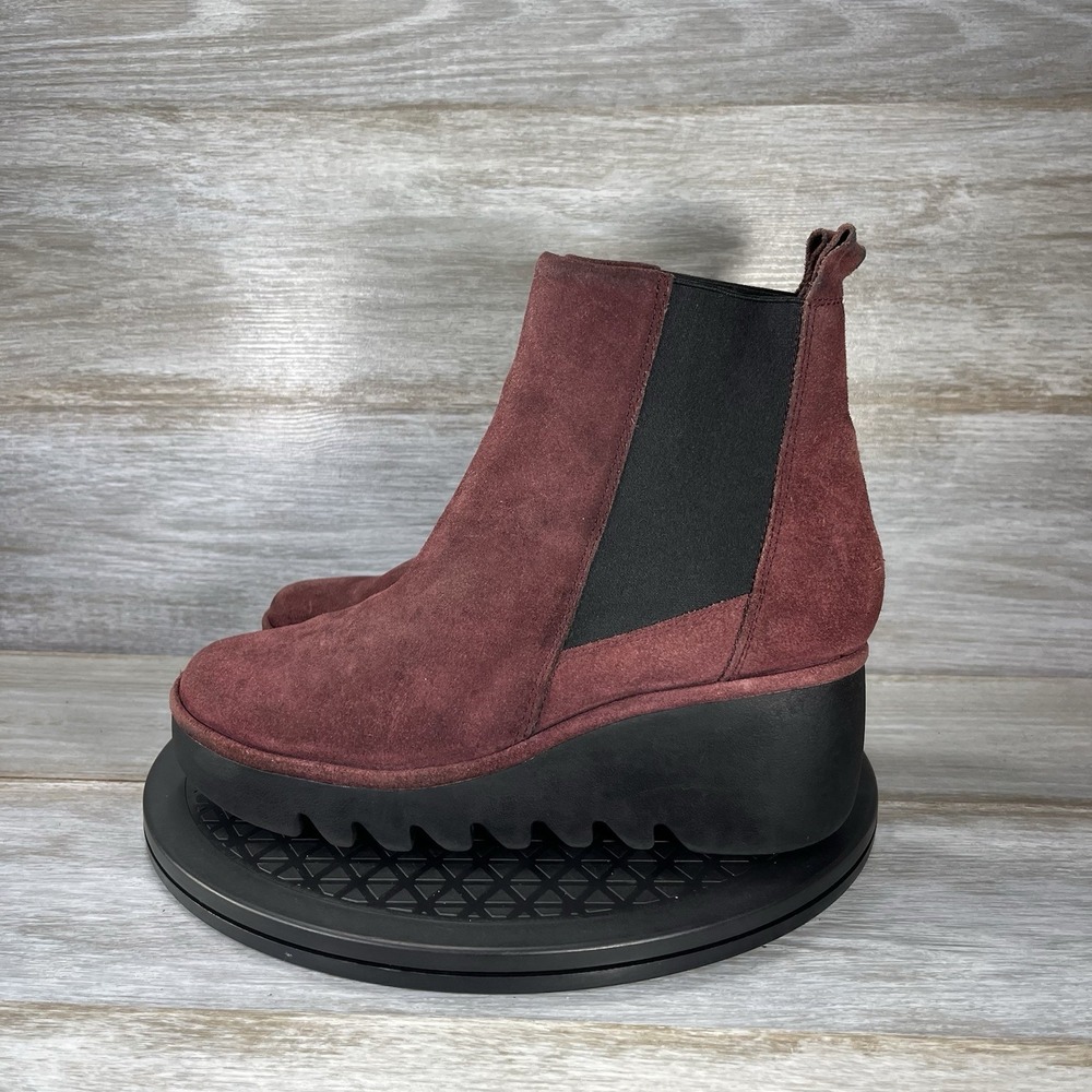 Fly London Women's Bagu Wine Wedge Chelsea Short Boots Size EU 40 US 9.5